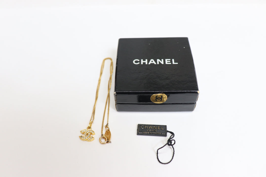 Chanel CC Rhinestone Necklace Gold Tone From Japan 272 6420418 - World Quickdo