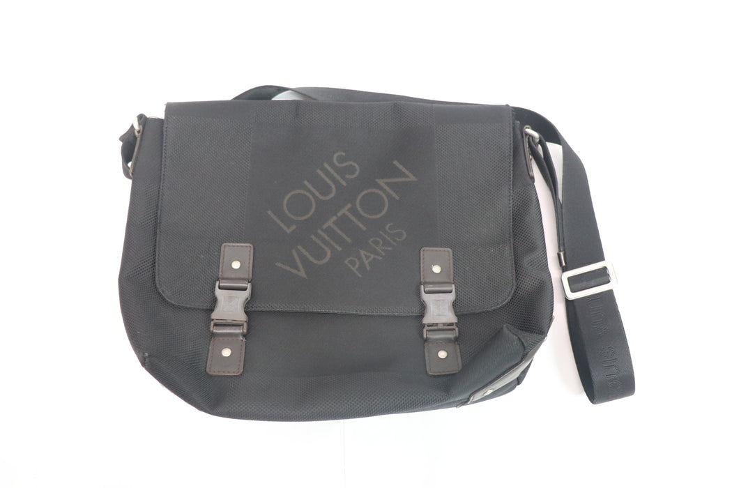 Louis Vuitton Bag Set of 3 M30752 M93079 M30182 From Japan 011 6372440 - World Quickdo