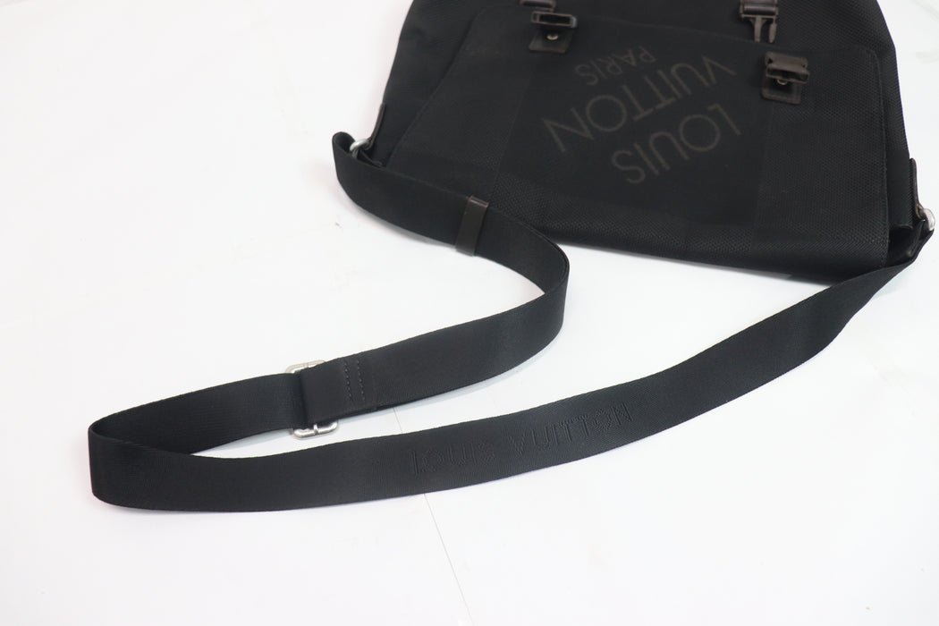 Louis Vuitton Bag Set of 3 M30752 M93079 M30182 From Japan 011 6372440 - World Quickdo