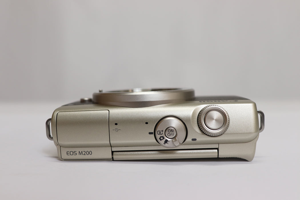[Excellent] Canon EOS M200 Limited Gold 24.1MP 15-45mm f/3.5-6.3 285 6422167