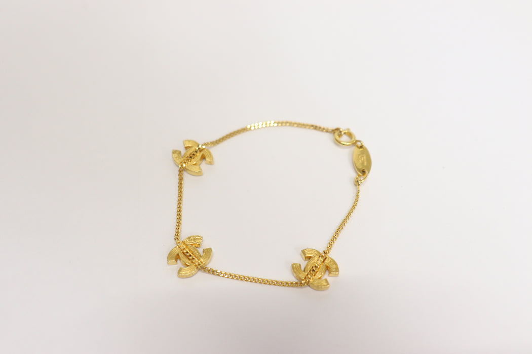 Chanel CC Coco Mark Rhinestone Bracelet Gold Tone From Japan 218 6422441 - World Quickdo