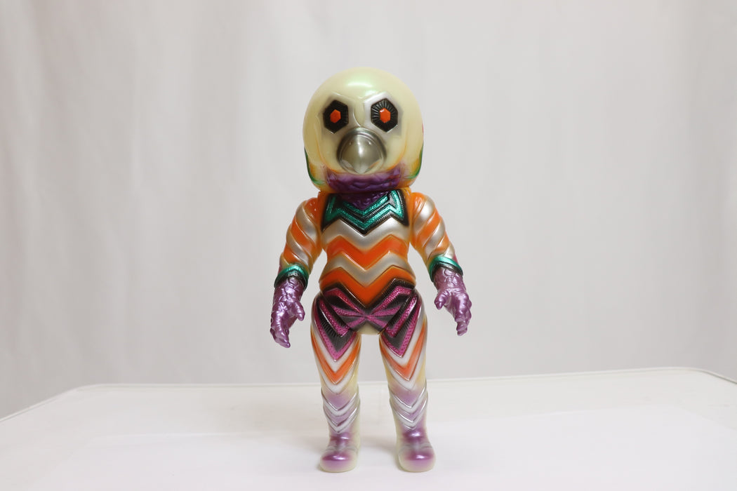 M1 Go Guts Alien GID Ukawa Kaoru Specified Design Soft Vinyl Figure 272 6423710 - World Quickdo