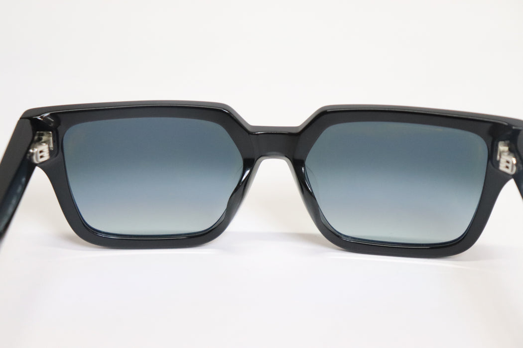 Prada Black Frame Sunglasses SPR03Z-F 55 17-140 With Case From JPN 272 6429402