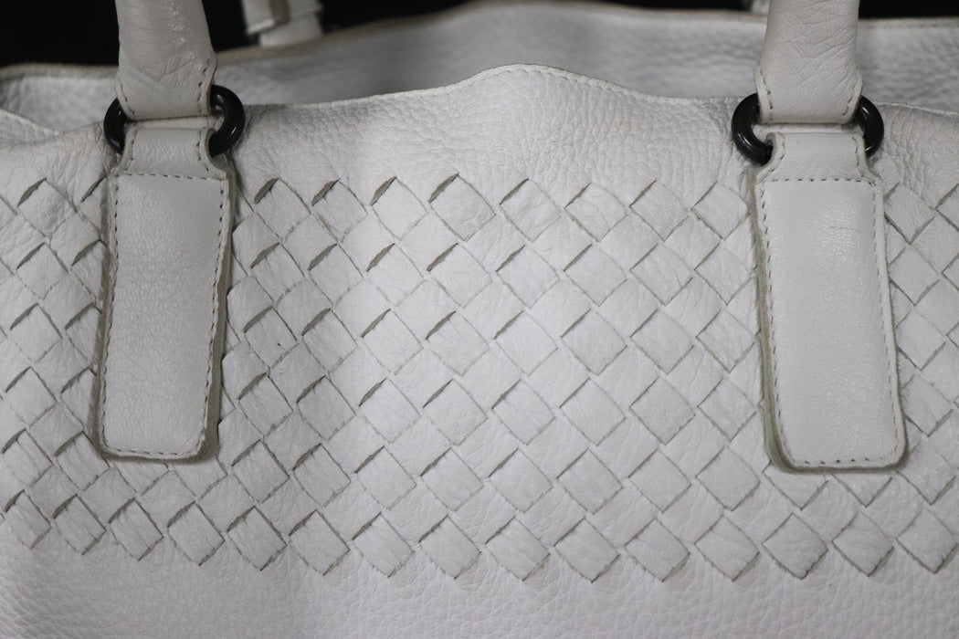BOTTEGA VENETA Intrecciato Tote Handbag 173185 leather White 272 6429404