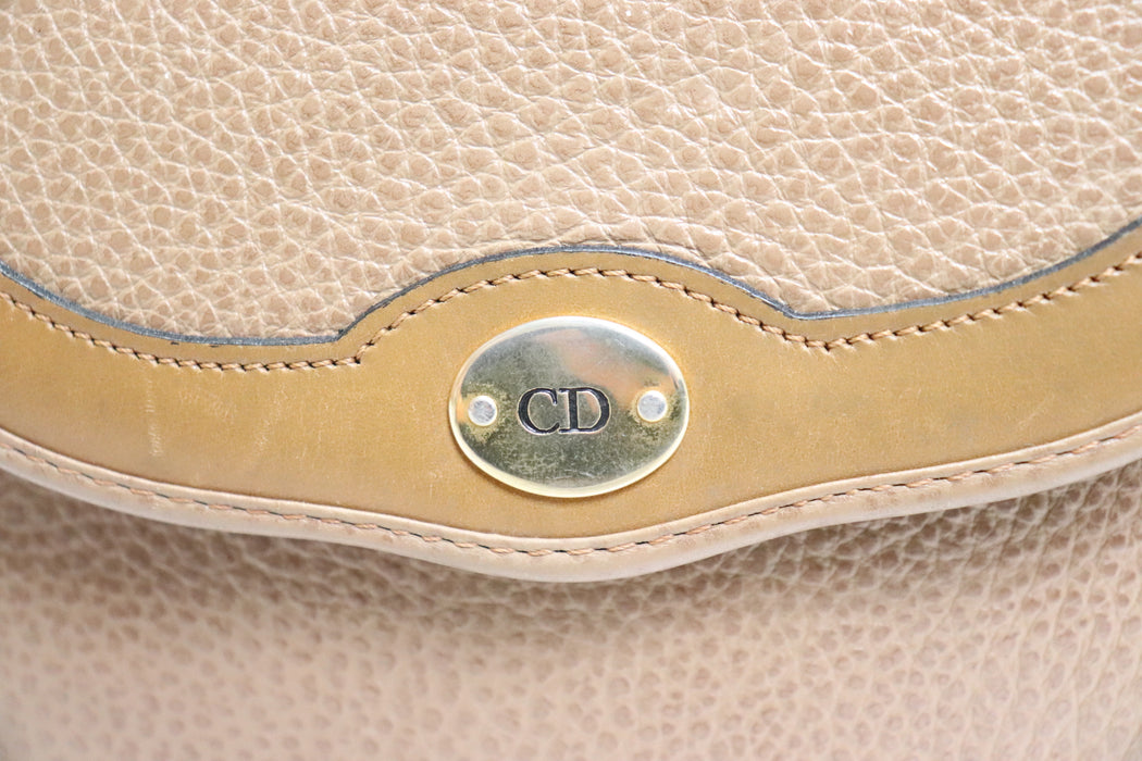 Christian Dior Logo Leather Shoulder Bag From Japan 002 6433320