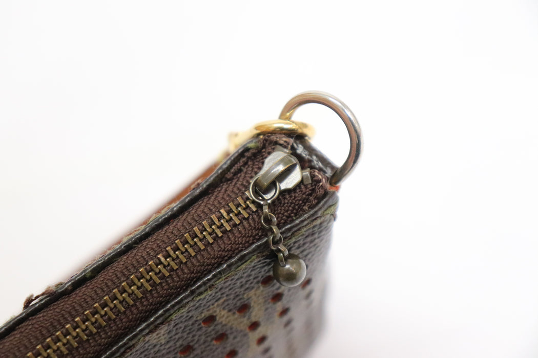 Louis Vuitton Monogram Perfo Pochette Accessoires M95185 From Japan 272 6434359 - World Quickdo