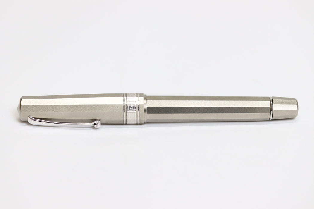 OMAS T2 Titanium Fountain Pen 556 With Case From Japan 081 6405545 - World Quickdo