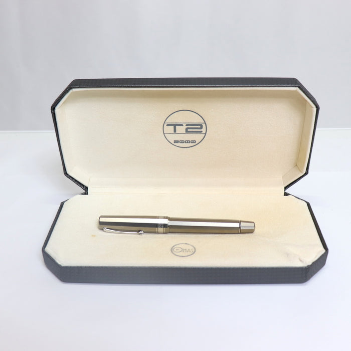 OMAS T2 Titanium Fountain Pen 556 With Case From Japan 081 6405545 - World Quickdo