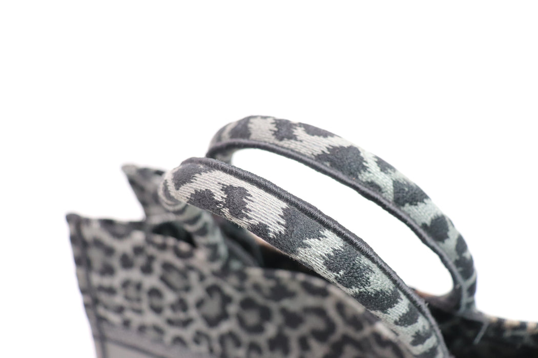 Christian Dior Leopard Book Tote Handbag Gray/Black Canvas From JPN 011 6357173 - World Quickdo