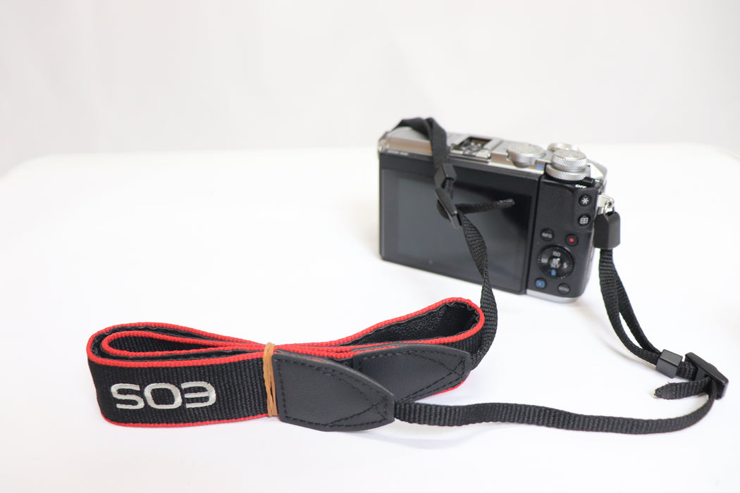 [VG] Canon EOS M6 Double Zoom EVF Kit From Japan 081 6413732 - World Quickdo